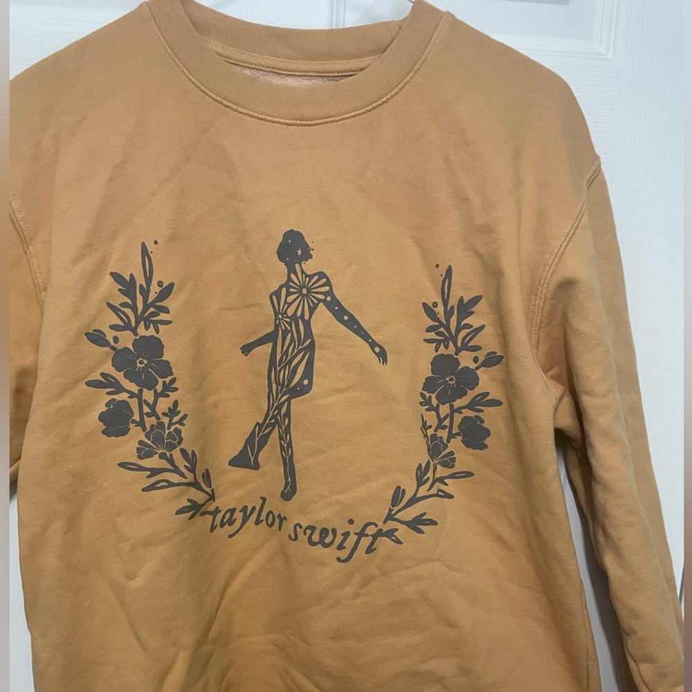 Taylor Swift Crewneck